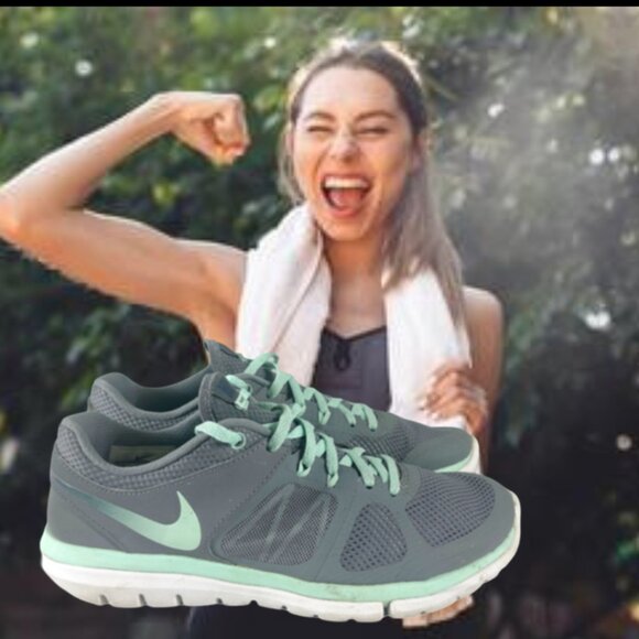 Nike Gray Teal Flex 24 Womens Running Shoe SZ 8 - Picture 1 of 7